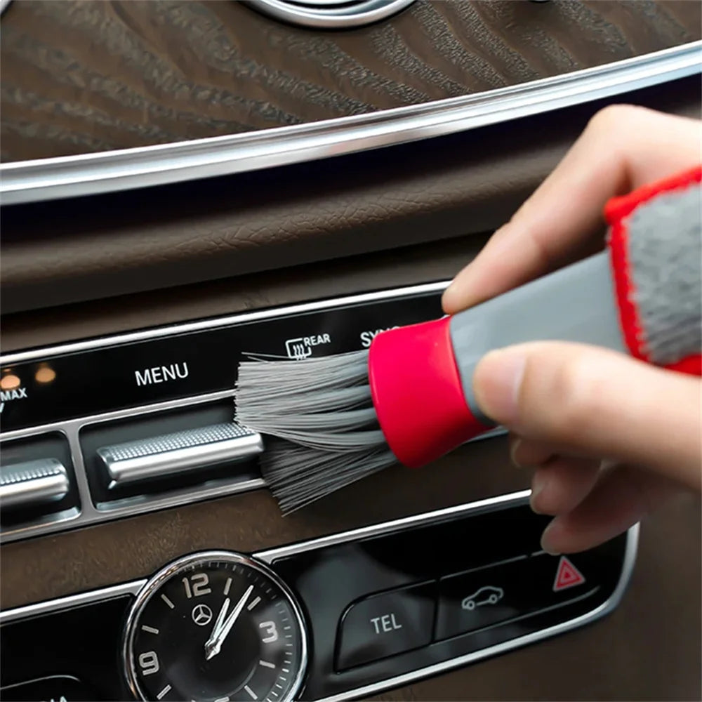 2 - in - 1 Car Vent Cleaner Brush - Remove Dust in Seconds
